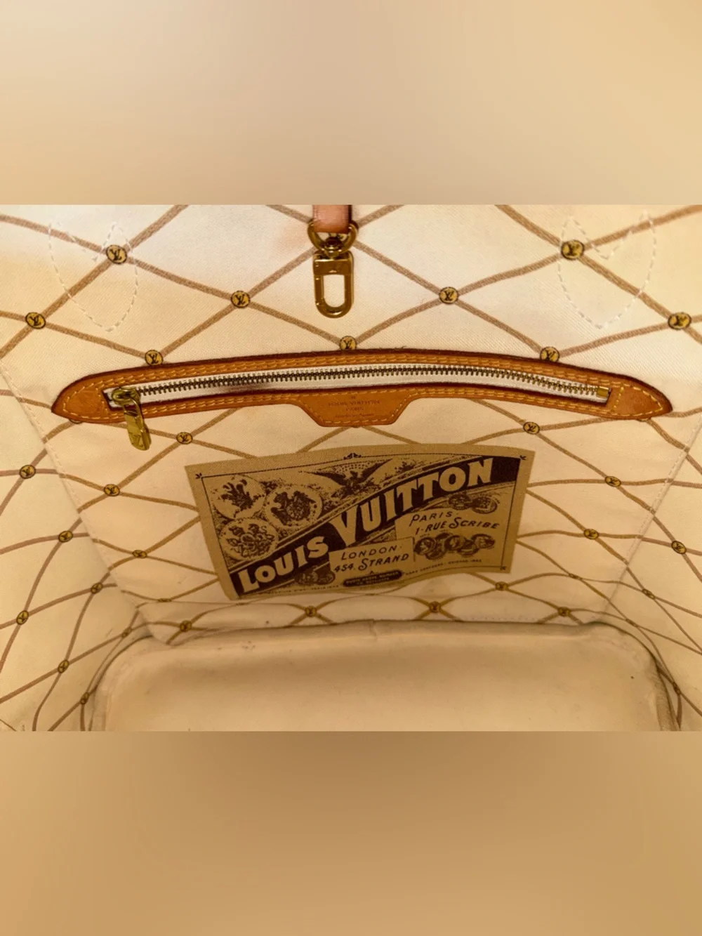 ✨ Authentic Louis Vuitton Neverfull MM – Limited “Summer Trunks” Edition ✨ - Picture 7 of 16